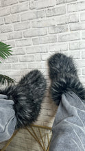 Load image into Gallery viewer, Aspen Fluff Boots
